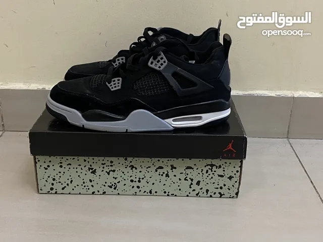 46 Sport Shoes in Al Ain