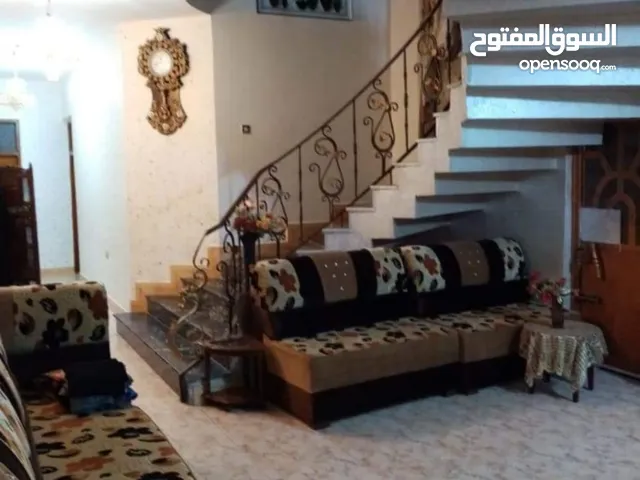 300 m2 5 Bedrooms Villa for Sale in Basra Dur Al-Qoudah