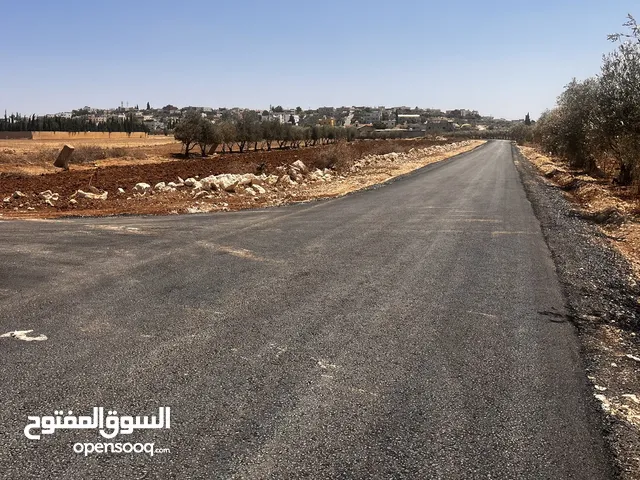 ارض للبيع  في العال والروضة تبعد 300 م عن شارع مادبا الغربي سكن أ من المالك مباشرة اراضي ناعور