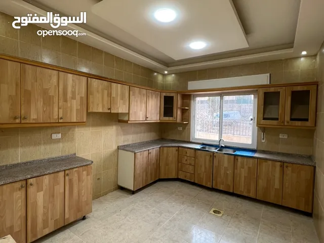 140 m2 3 Bedrooms Apartments for Sale in Amman Swelieh