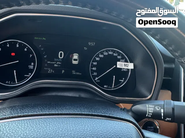 Used Toyota Avalon in Fujairah