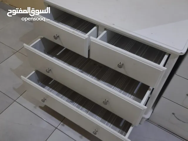 كمودين ممتاز