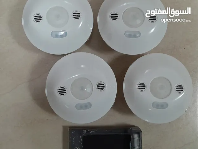 حساس حركة عدد 4 + ريموت البرمجة عدد 1 للبيع ماركة Legrand