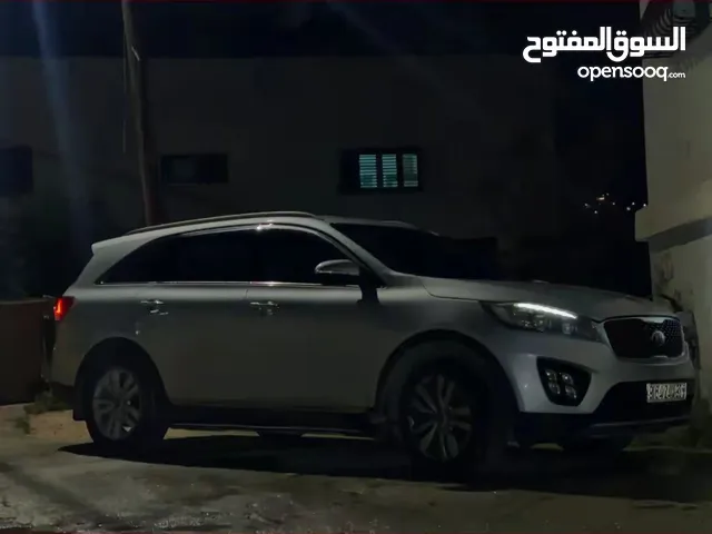 جيب كيا سورينتو 2016 باللون السكني (رمادي)