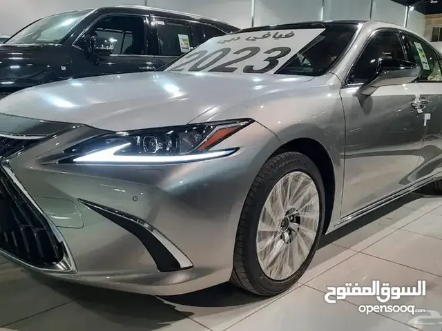 Lexus ES 2024 in Al Riyadh