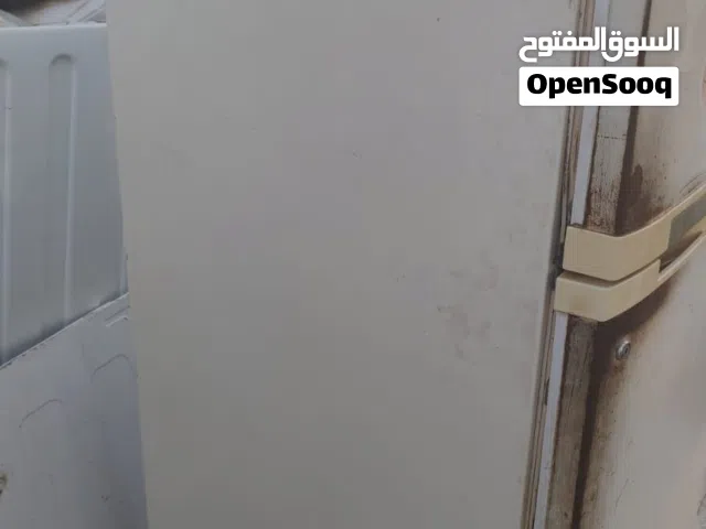 بحاجة لدهان من الخارج فقطLG تبريد هوا شغالة