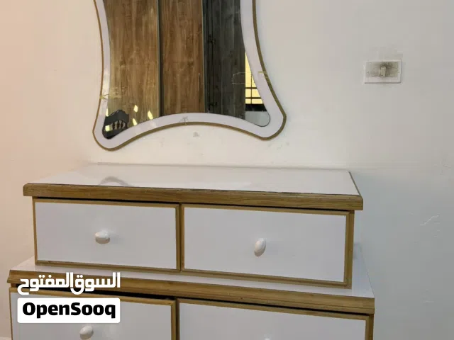 تسريحة مناسبة للغرفة نوم