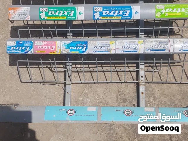 استاند شبس وستاند علكه للبيع بحاله ممتازه