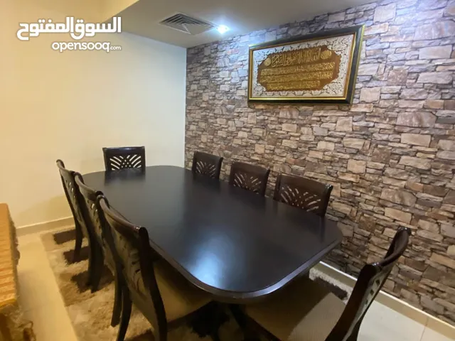 طاولة غرفة طعام 8 افراد