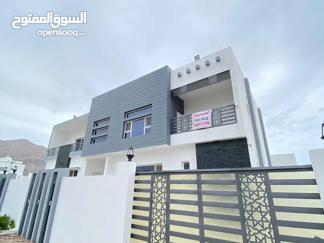 430 m2 5 Bedrooms Villa for Sale in Muscat Amerat