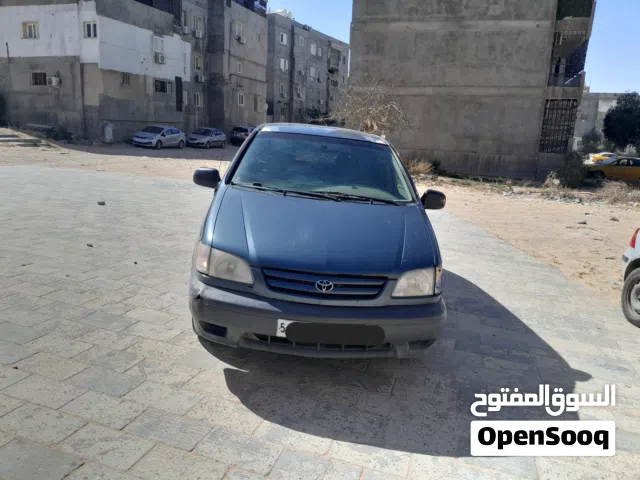 تويوتا سيينا للبيع