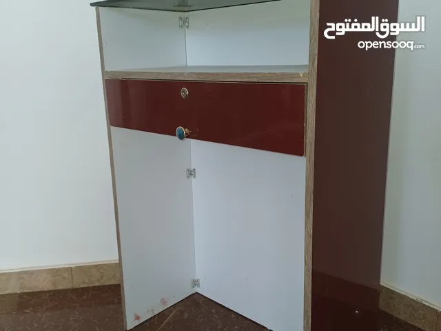 بنك خشبي بدرج