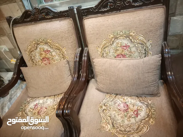 طقم كنب للبيع خشب زان نظيف