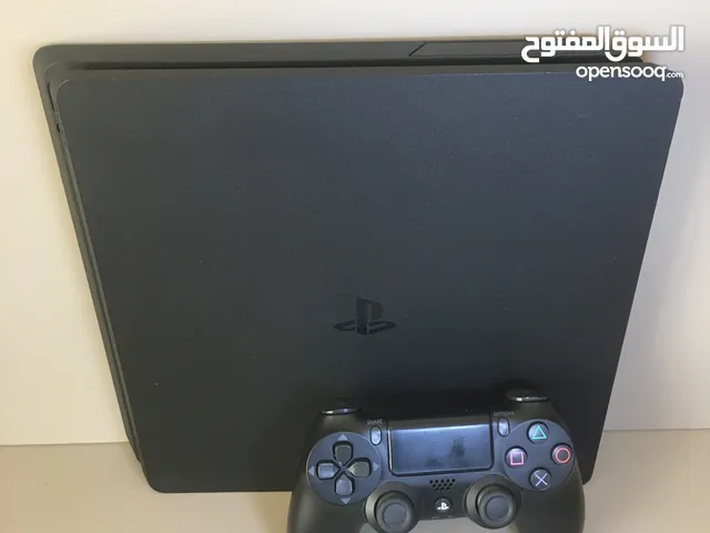 PlayStation 4 Original has been used for a short time and it works perfectly with one controller and