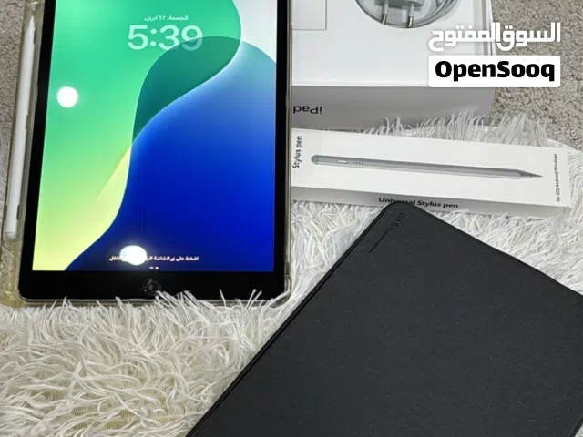 Apple iPad 7 10.2 انش 32 جيجابايت مستعمل بحالة ممتازة مع الكرتونة والشاحن