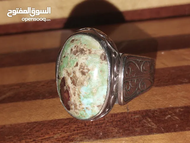 خاتم فضة صياغة سلجوقي حجر فيروز نيشابوري طبيعي والخاتم يتكلم عن نفسه