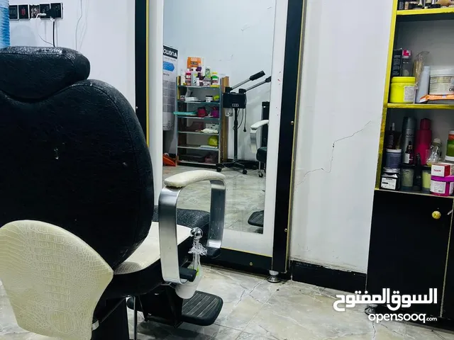 محل نسائي للبيع
