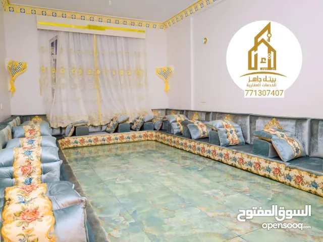 250m2 4 Bedrooms Apartments for Rent in Sana'a Bayt Baws