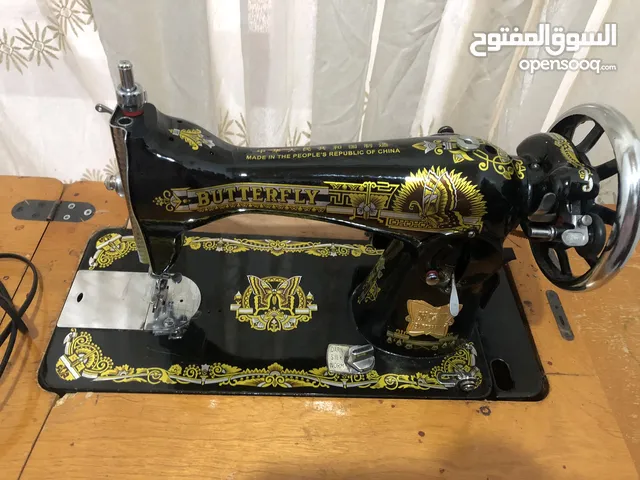 ماكينة خياطة شغالة مية بالمية