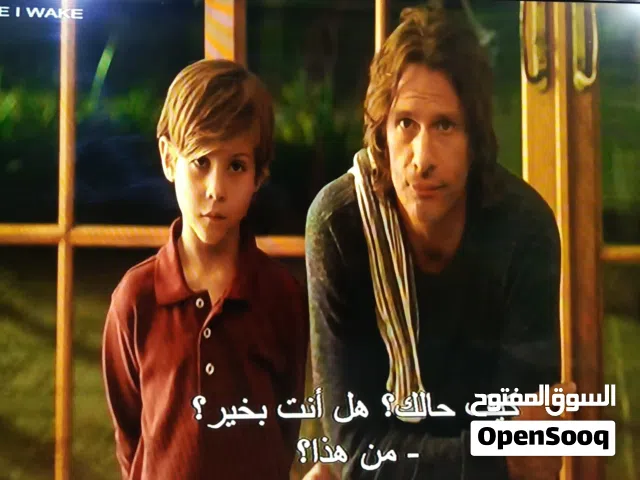 شاشة حجم 32 مستعملة مرتين فقط نظيفة جدا انترنيت