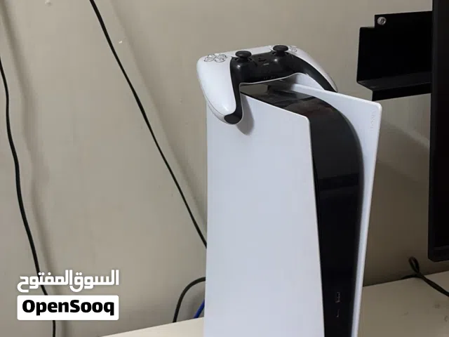 سوني 5 النسخه بدون سيدي البيع مع شاشه قويه