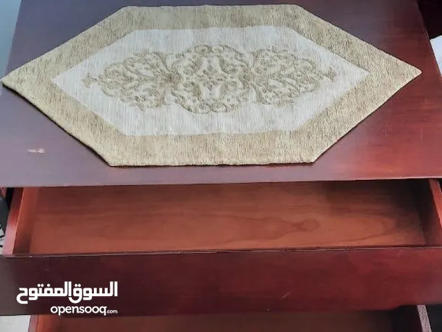 غرفة نوم خشب للبيع في دبي