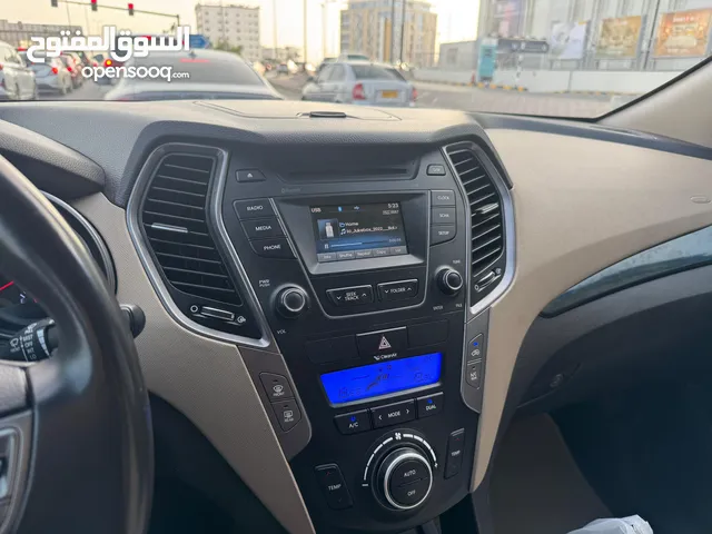 For Sale: 2015 Hyundai Santa Fe – Full Option (Top Model) – 92,000 km Only