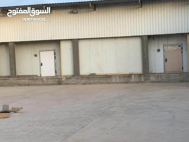 هنقر ومخازن وثلاجات