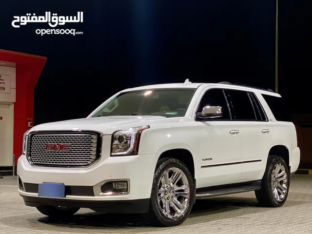 للبيع GMC يكون سبشل ادشن فورويل 4WD بمواصفات خليجية بممشى 102 الف بحالة الوكاله بلون ابيض صبغة وكاله