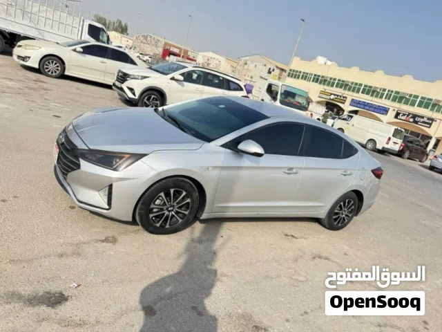 Hyundai Elantra 2019 – GCC Specs