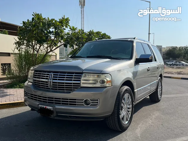 Used Lincoln Navigator in Northern Governorate