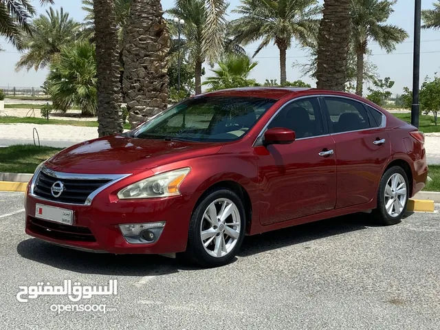 Nissan Altima 2013 in Southern Governorate