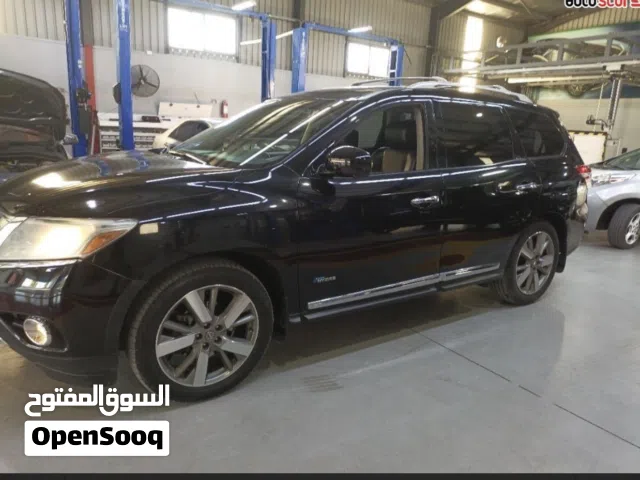 2014, نيسان, باثفايندر, SV