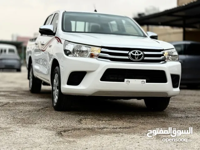 Used Toyota Hilux in Zarqa