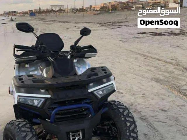 موطو من الشركة المعروفة TAO MOTORS موطو من نوع Titan 250cc موطو نظيف خالي من العيوب الموطو عيب لا