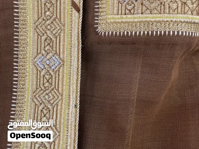 للبيع بشت vip