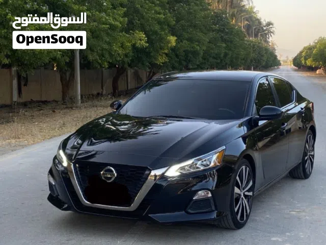 2019 نيسان التيما SR
