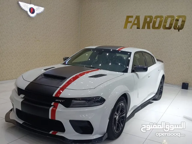 دودج تشارجر موديل 2022  ممشى سيارة 61000 mi تقسيط بنكي القسط 1390درهم  والقسط شامل تأمين وتسجيل