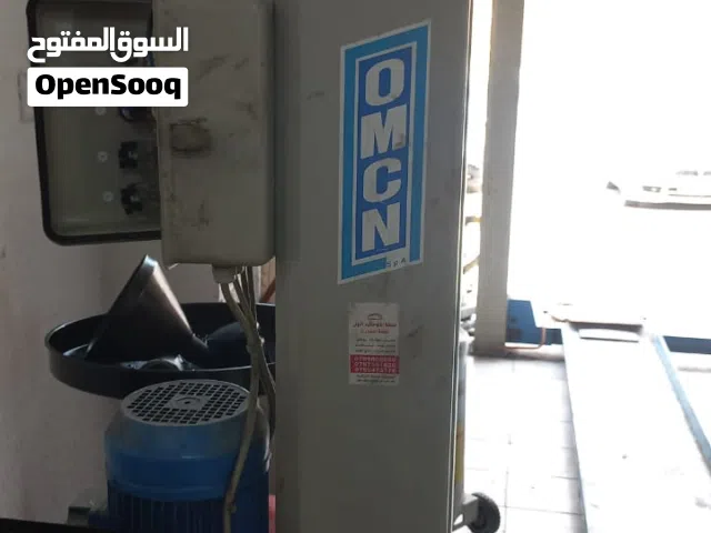 جك رفع سيارات 4 طن الماني كهرباء بحاله ممتازه