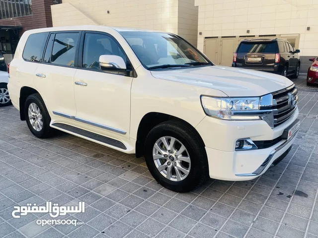 Used Toyota Land Cruiser in Northern Governorate