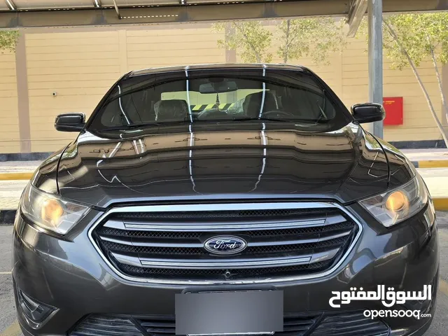 Used Ford Taurus in Central Governorate