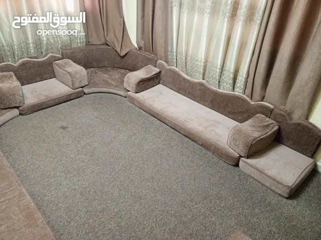 جلسه ارضيه للبيع بحاله ممتازه جدا