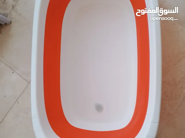 حوض استحمام حديث الولادة