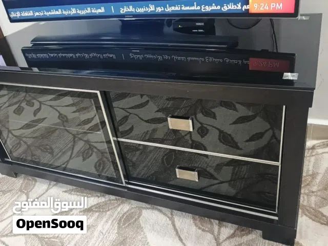 طاوله شاشه خشب وسوكاريت