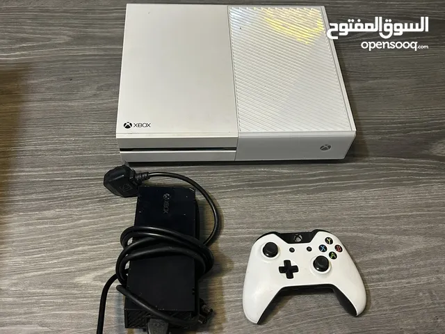 Xbox one with controller
