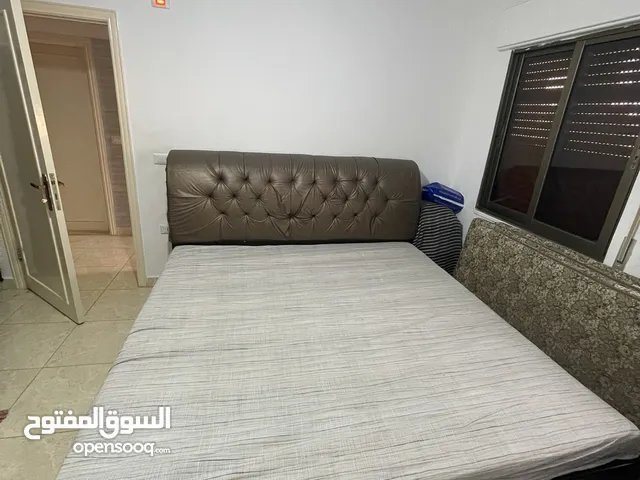 تخت سعودي مع فرشة