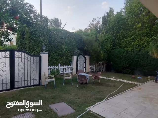 225 m2 4 Bedrooms Villa for Sale in Cairo Rehab City