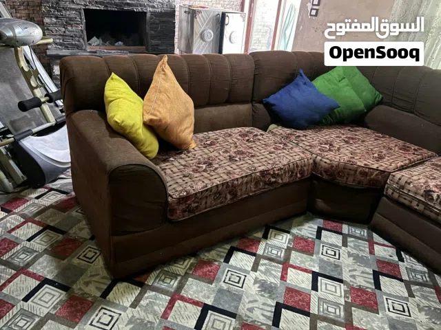 طقم كورنر بحاله الوكاله للبيع مستعجل 12مقعد