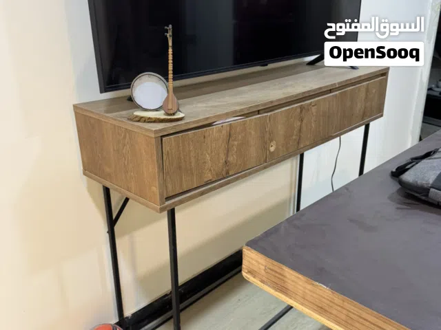 كونسول او ميز شاشة