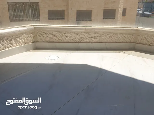 شقة طابق ثاني فخمه ومميزة جديدة لم تسكن لقطه وبسعر مغري جداا عرض خاص أرقى واجمل مناطق خلدا
